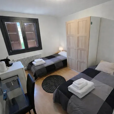 Bed & Breakfast Aux Pieds Des Montagnes